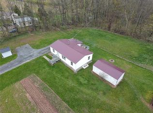 2486 Bastian Rd, Lyons, NY 14489