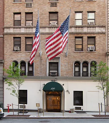 Rented by WAM Partners - William Moses Co. | media 21