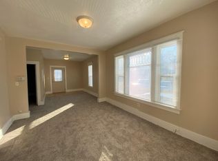 619 E Center St APT 1, Rochester, MN 55904