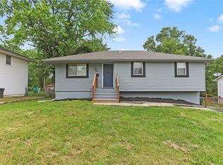 6012 E 151st St, Grandview, MO 64030