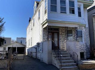 39-41 Schley St, Newark, NJ 07112