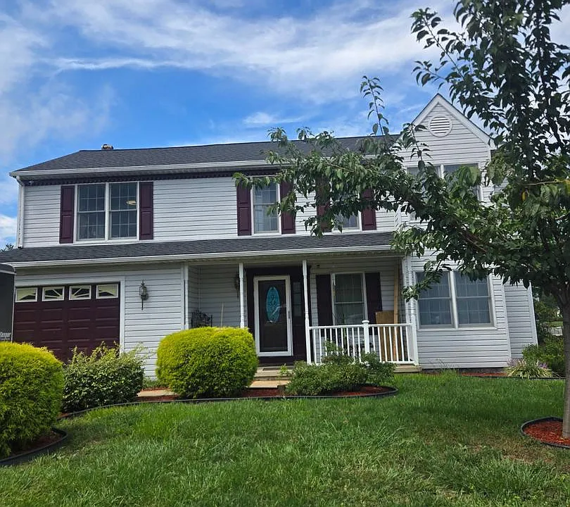 326 Hunters Run Dr