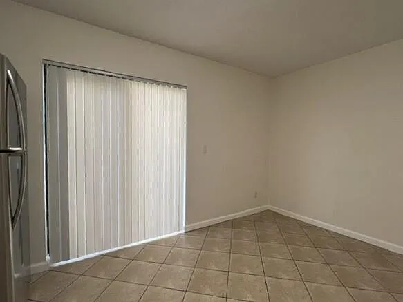 1307 Hempstead St — Photo 6