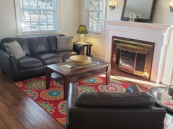 4th image of 3657 Western Branch Blvd