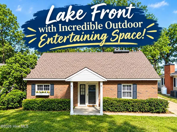 2910 Canal Cove Road, Lake Waccamaw, NC 28450