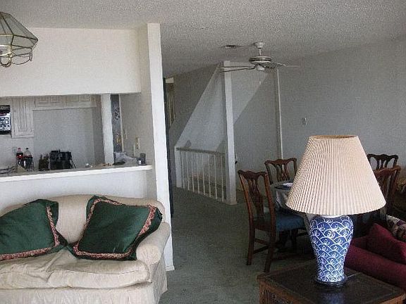 2nd image of 8416 Seawall Blvd APT 1