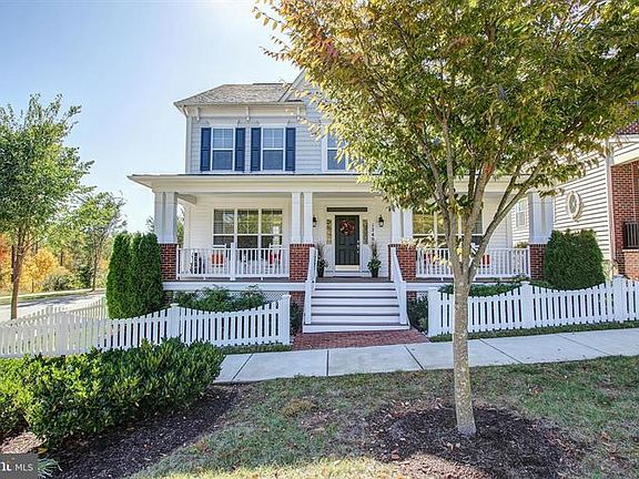 2nd image of 12407 Carriage Park Pl