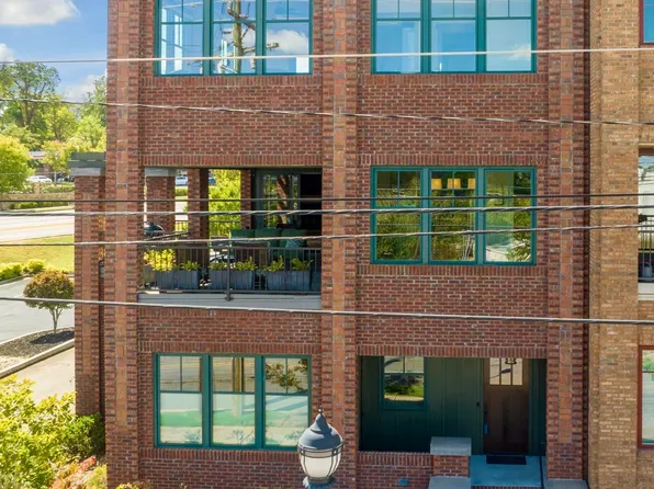 417 N Markley St, Greenville, SC 29601