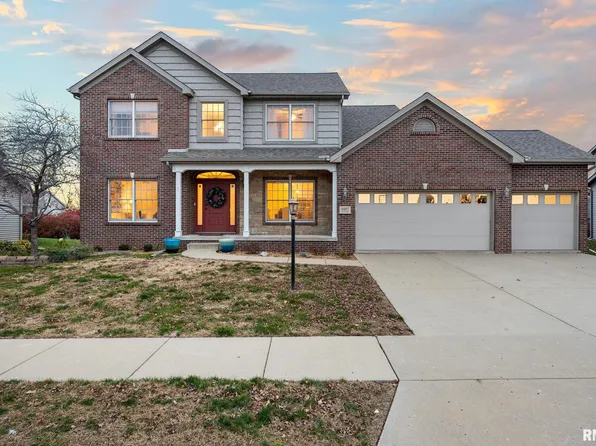 3807 W Crimson Rd, Dunlap, IL 61525