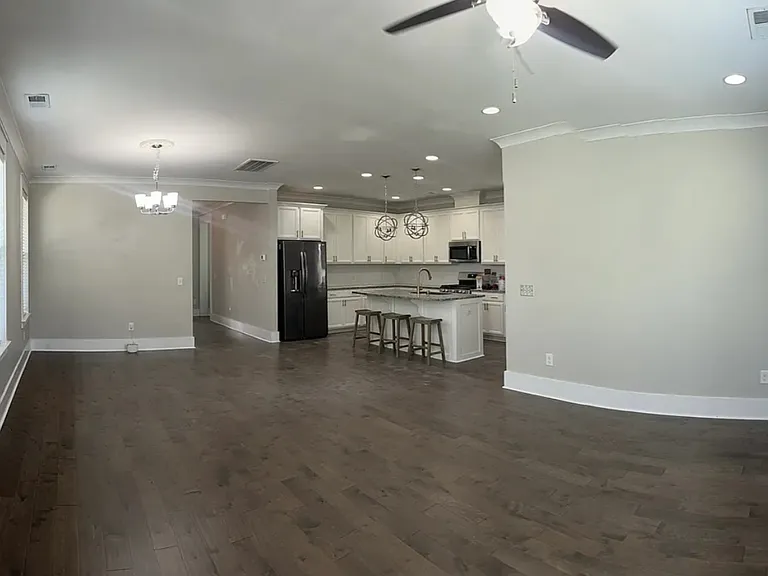 232 Summers Dr — Photo 12