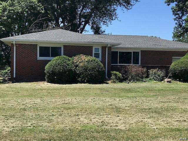 2nd image of 8075 Wolf Rd