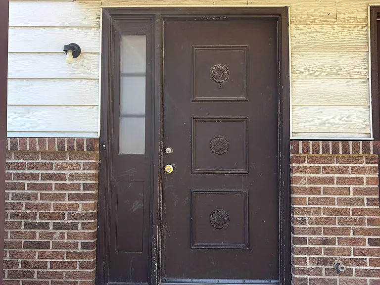127 N Fillmore St — Photo 8