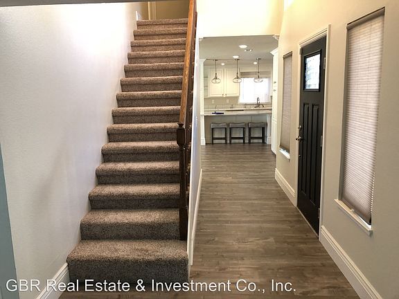 3rd image of 8674 Blue Jay Way