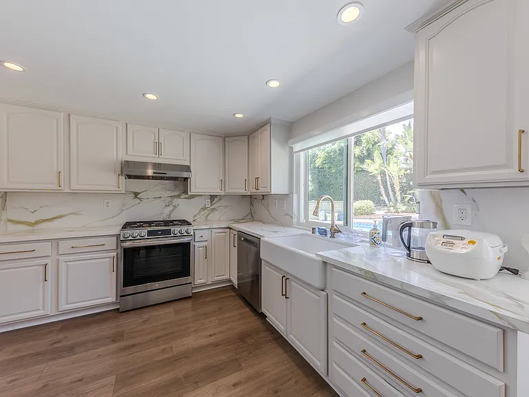 903 Sol Vista Way — Photo 11