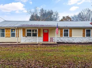 1909 Lawnville Rd, Kingston, TN 37763