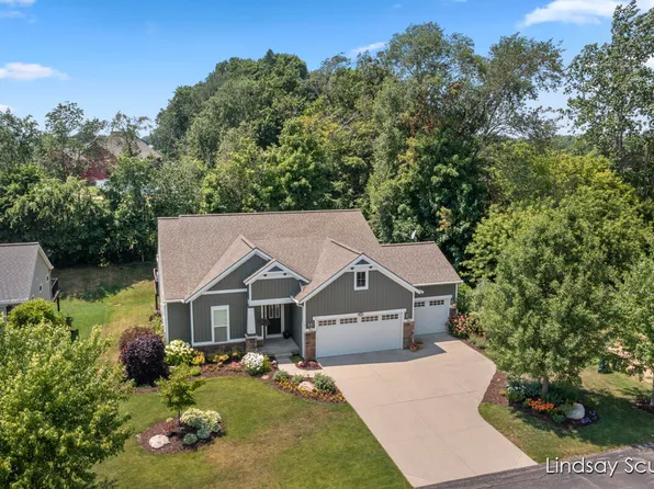 7819 Verona Dr SW, Byron Center, MI 49315