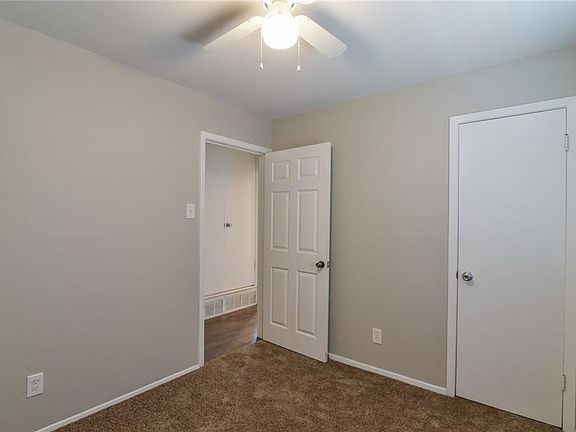 4th image of 4617 Black Rock Dr