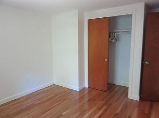 5th image of 260 Dean St APT 5
