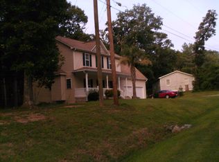 6523 Riverview Dr, Charlotte, NC 28216