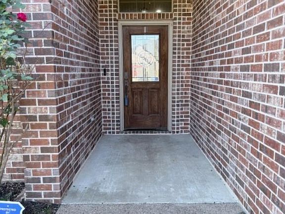 4th image of 207 Bedford Pl