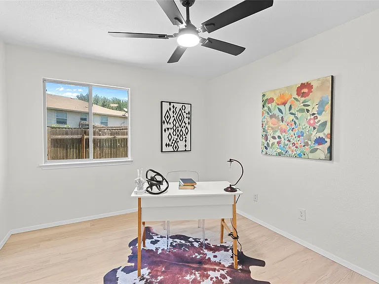 406 Covent Dr — Photo 13
