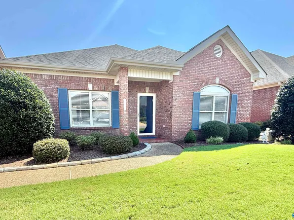 3704 Sabine Ct SW, Decatur, AL 35603