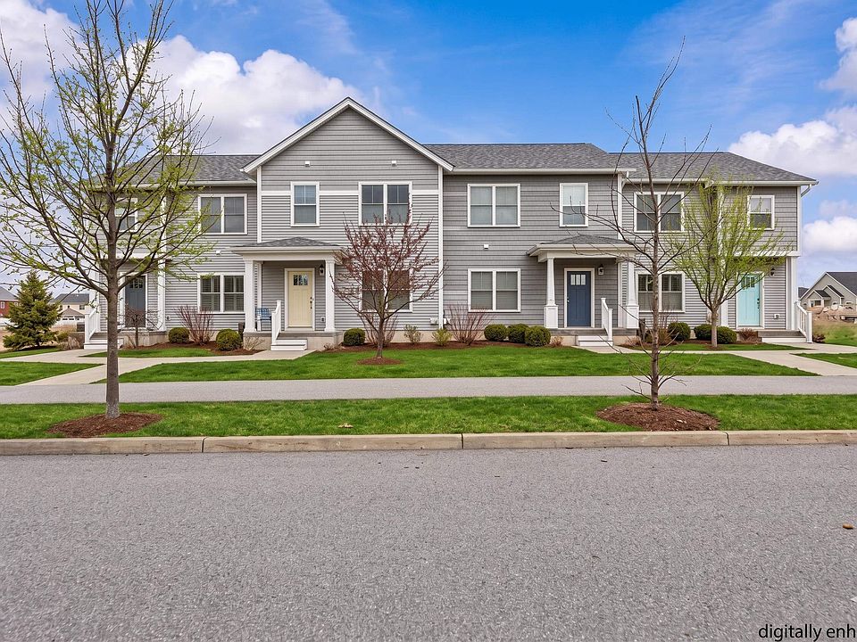 1st image of 150 Rye Circle