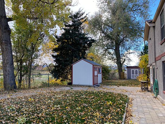Lower side yard with storage shed