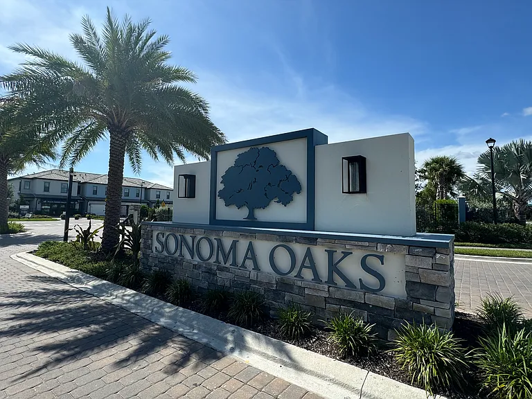 4082 Sonoma Oaks Cir — Photo 17