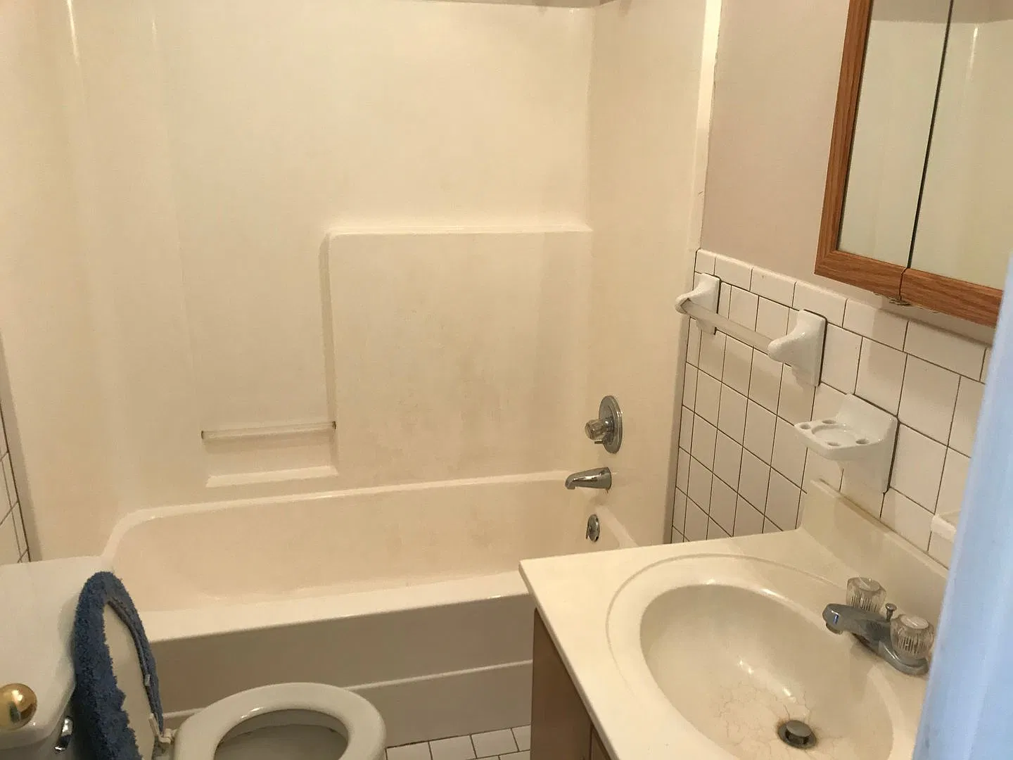 264 -G1 - Mountain View Apartments — Photo 4
