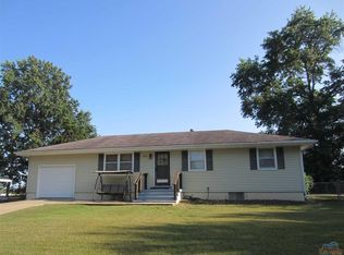 908 Willow St, Clinton, MO 64735