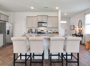 131 Sunray Ln, Summerville, SC 29486