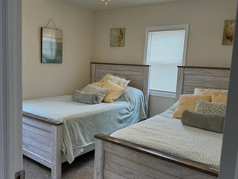 4013 W Brigantine Ave — Photo 24