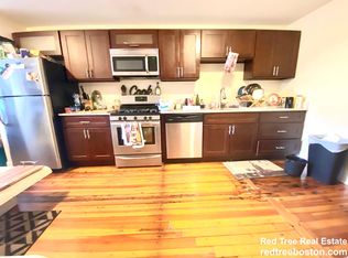 72 Prescott St #R1, Boston, MA 02128