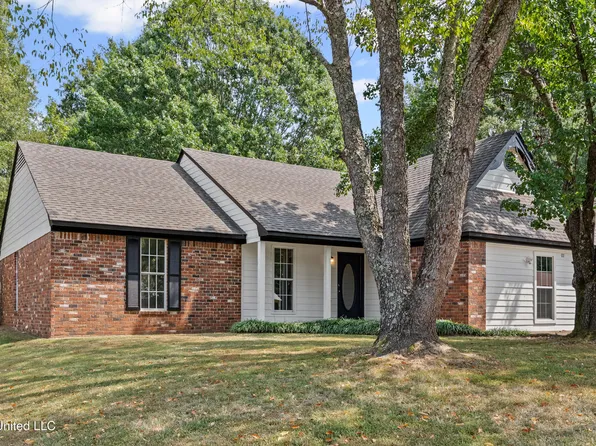 111 Floyd Cir, Senatobia, MS 38668