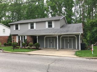 9 Ashwood Dr, Vienna, WV
