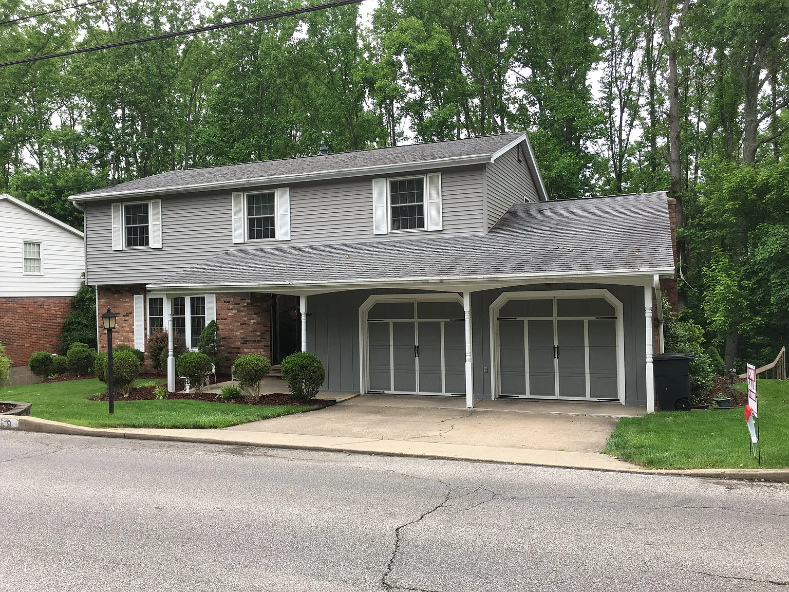 9 Ashwood Dr photo 1