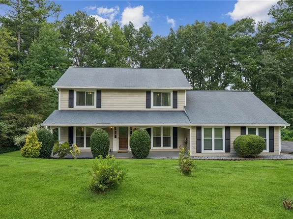 4374 S Landing Dr, Marietta, GA 30066