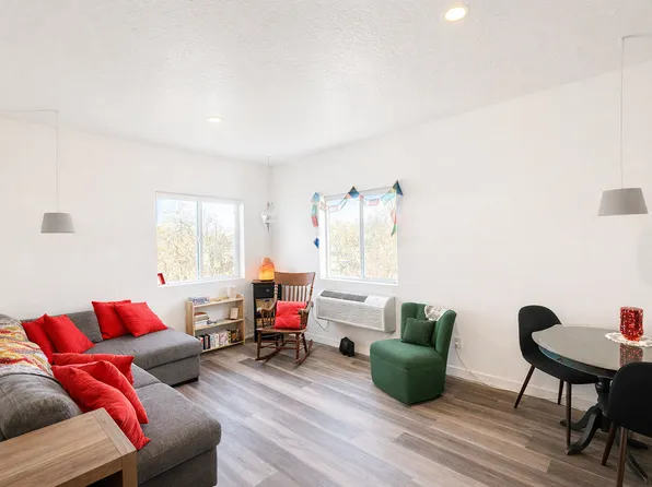 407 W 4th St., 407 W 4th St #1-A, Moscow, ID 83843