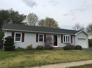 425 7th St, Waretown, NJ 08758