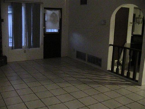 3rd image of 4601 Haverhill Ln