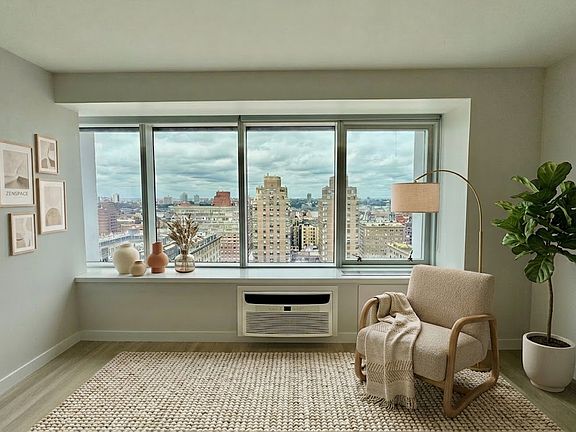 2nd image of 175 W 87th St APT 25D