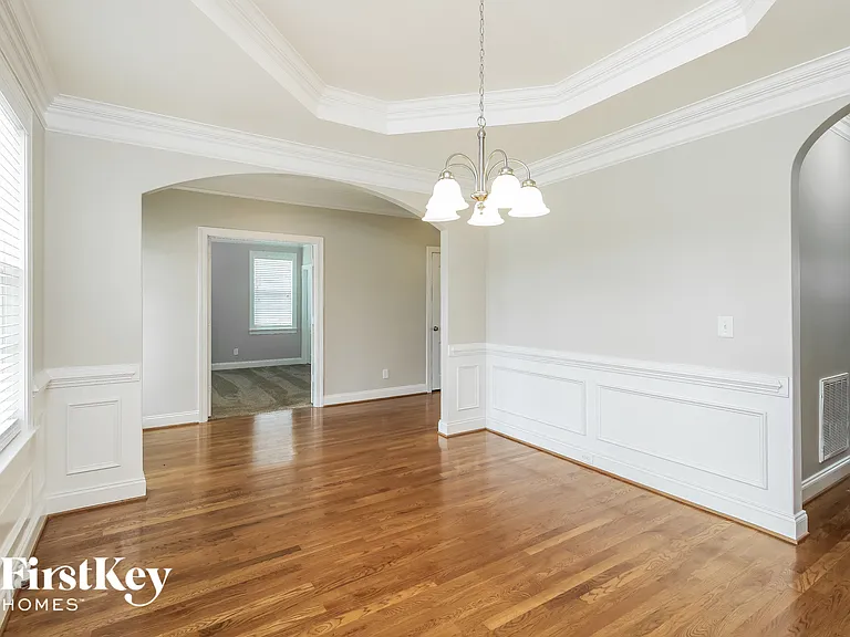 8175 McClanahan Dr — Photo 3