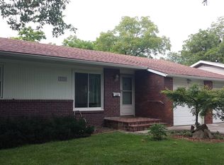 2220 Westdale Rd, Lawrence, KS 66049