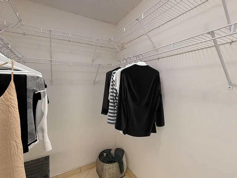4005 Bayview Ave #4001 — Photo 11