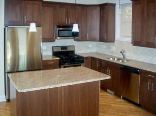 2324 N Southport Ave #10, Chicago, IL 60614