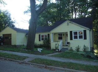 1110 McCullough St, Lansing, MI 48912