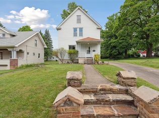 105 Cowles Ave, Bedford, OH 44146
