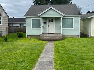 2007 8th St, Bremerton, WA 98337
