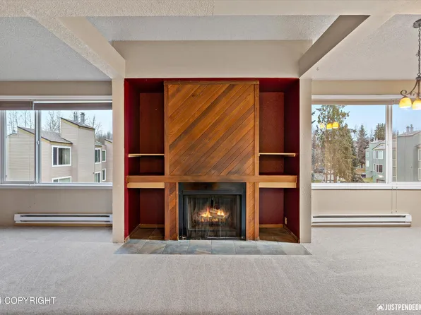 611 Copperbush Ct, Anchorage, AK 99518